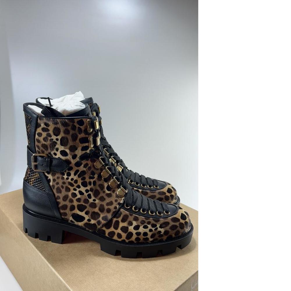 Macademia Calf Hair Fur Leopard Print Lace Up Moto Boots Booties E126